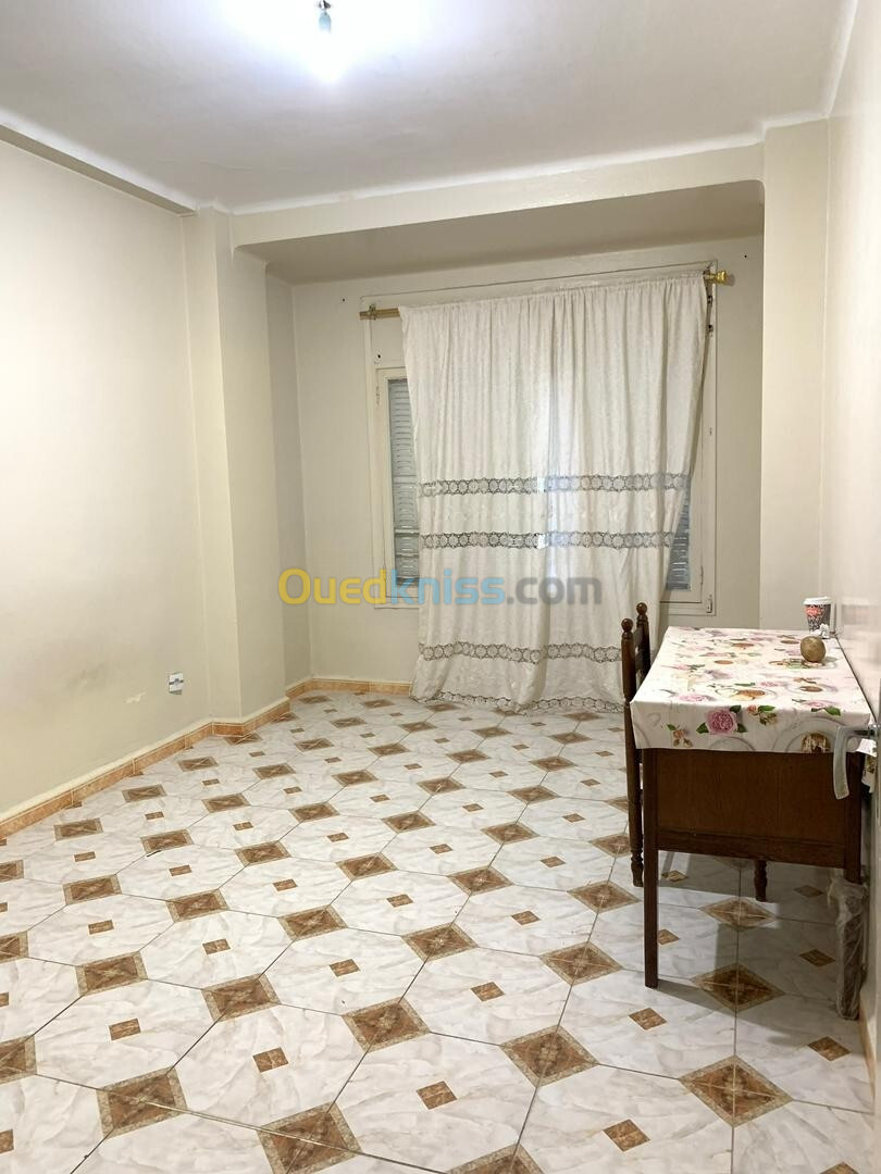 Vente Appartement F2 Alger El biar