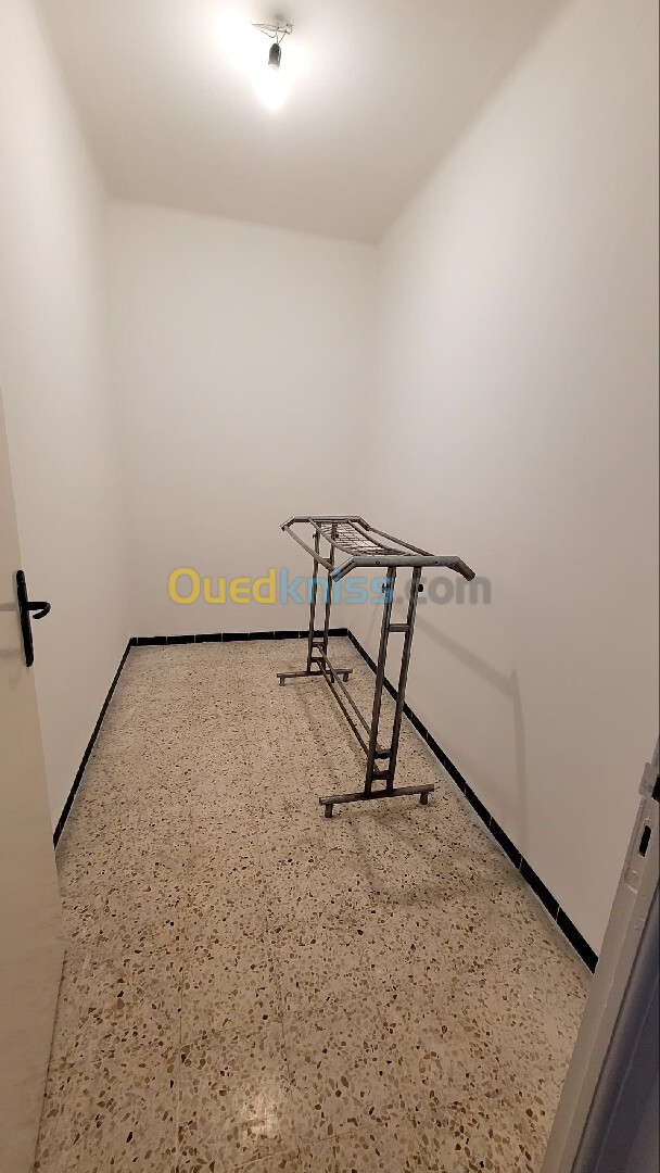 Location Appartement F2 Alger El achour