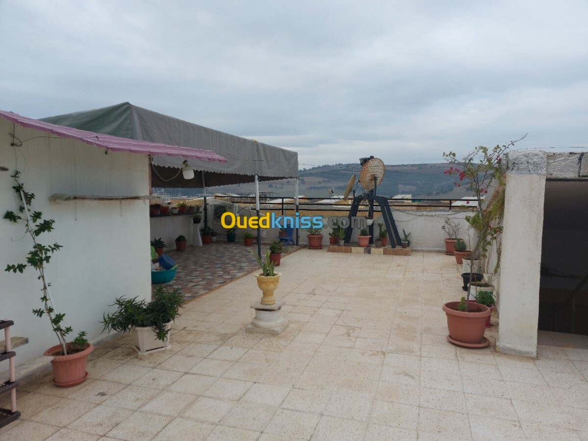 Location Duplex F8 Skikda Ramdane djamel