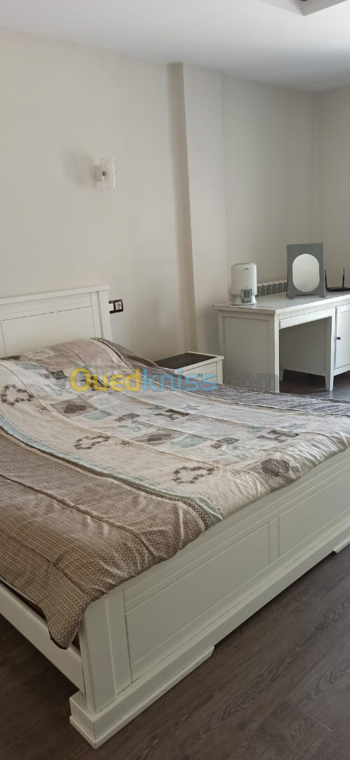 Location vacances Appartement F3 Alger Birkhadem