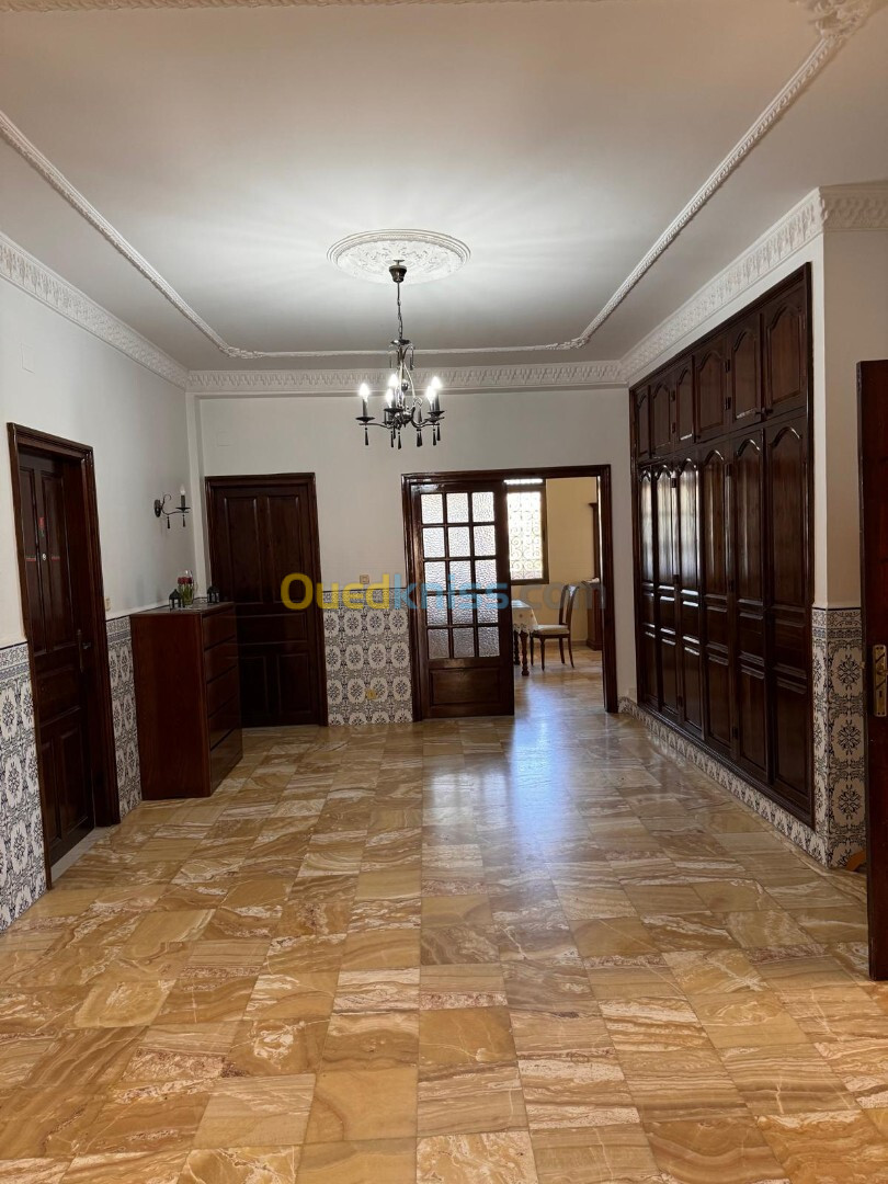 Location Niveau De Villa F5 Alger El biar