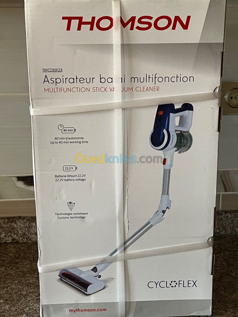 Aspirateur balai