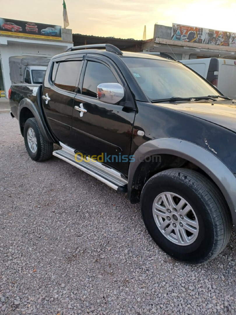 Mitsubishi L200 2011 L200