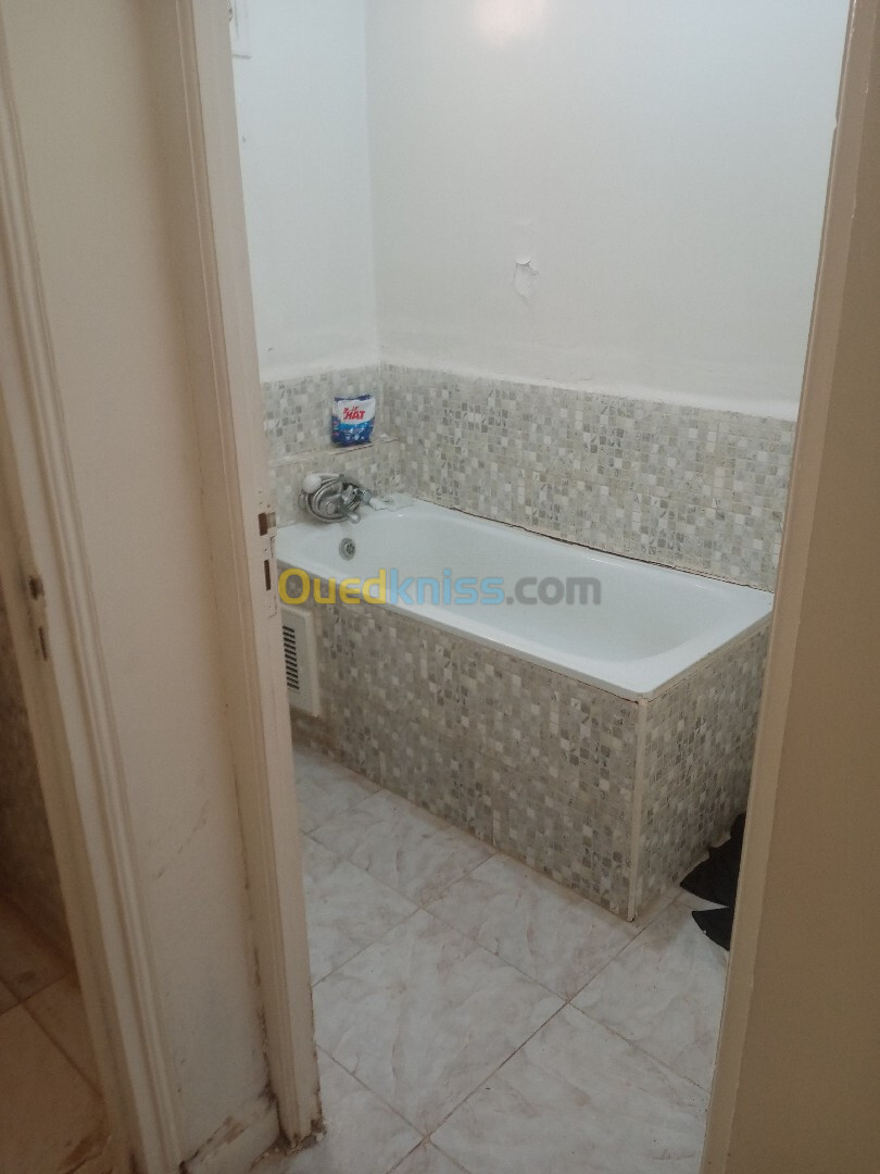 Location Appartement F3 Alger Saoula