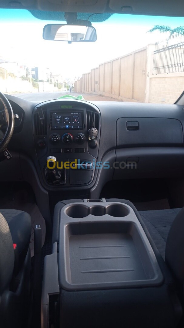 Hyundai H1 2013 Vitré 6 places