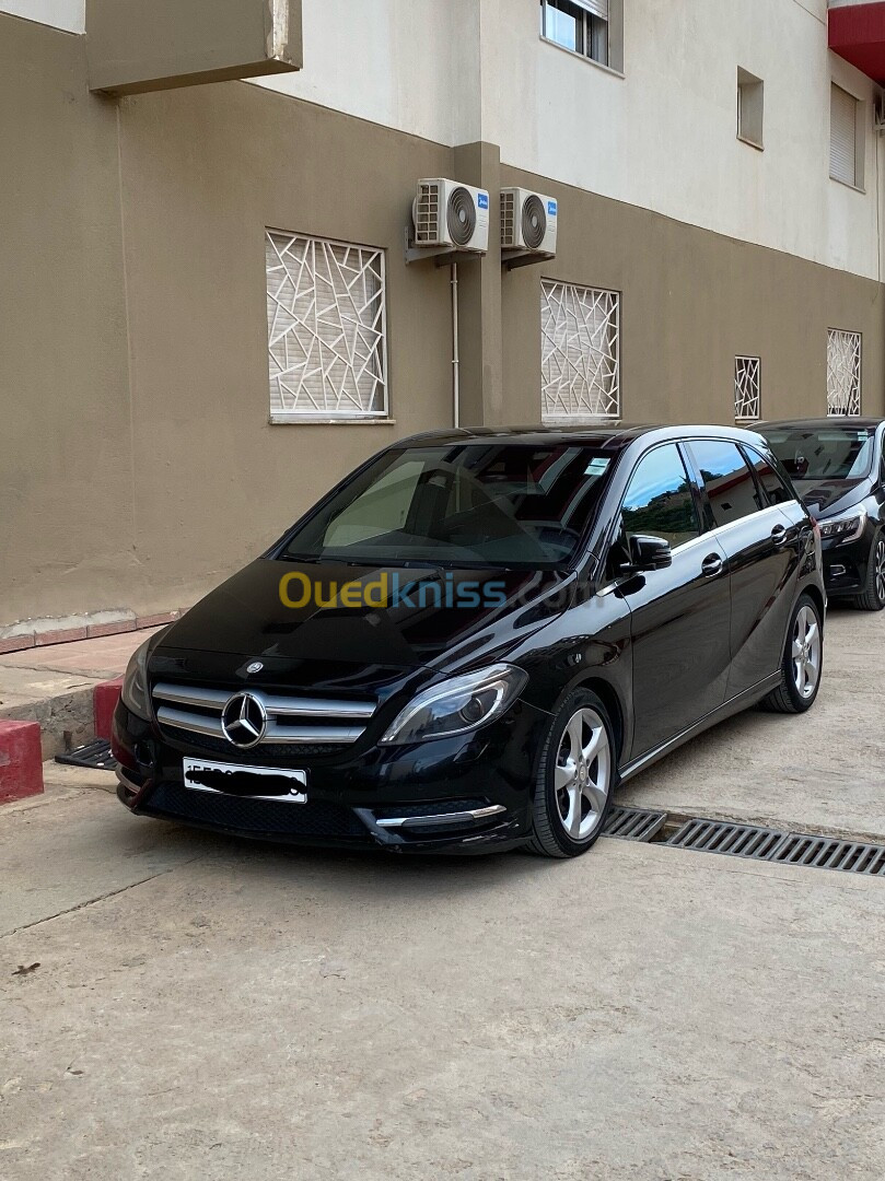 Mercedes Classe B 2014 180 BlueEFFICIENCY