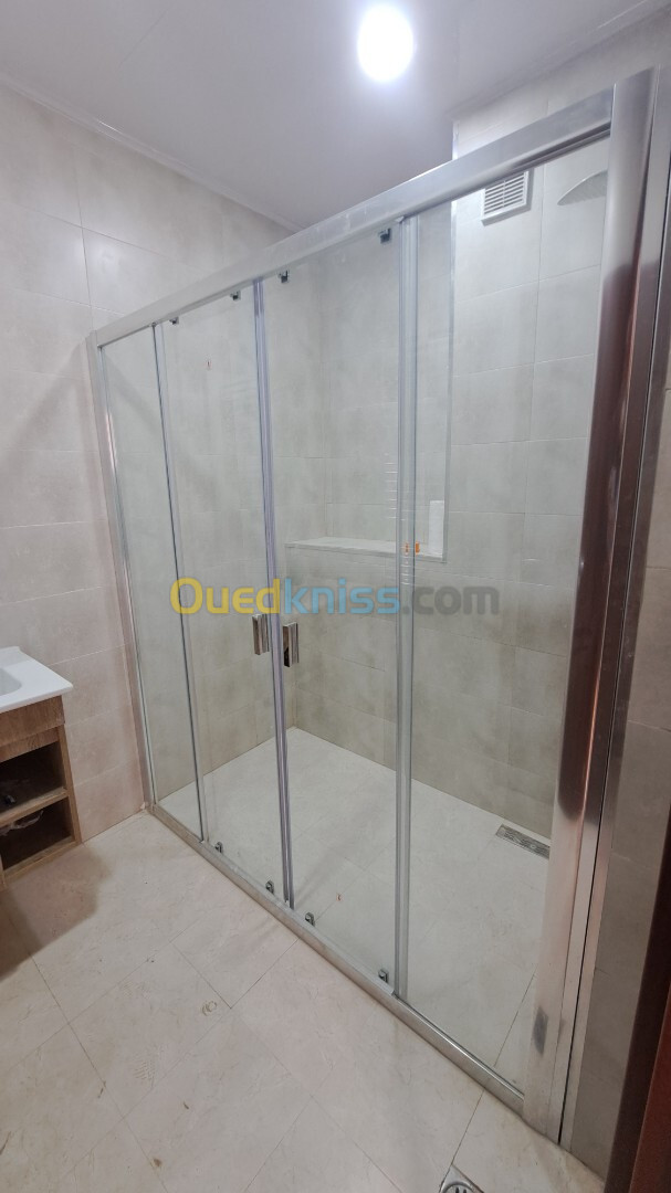 Cabine de douche en verre trempé 