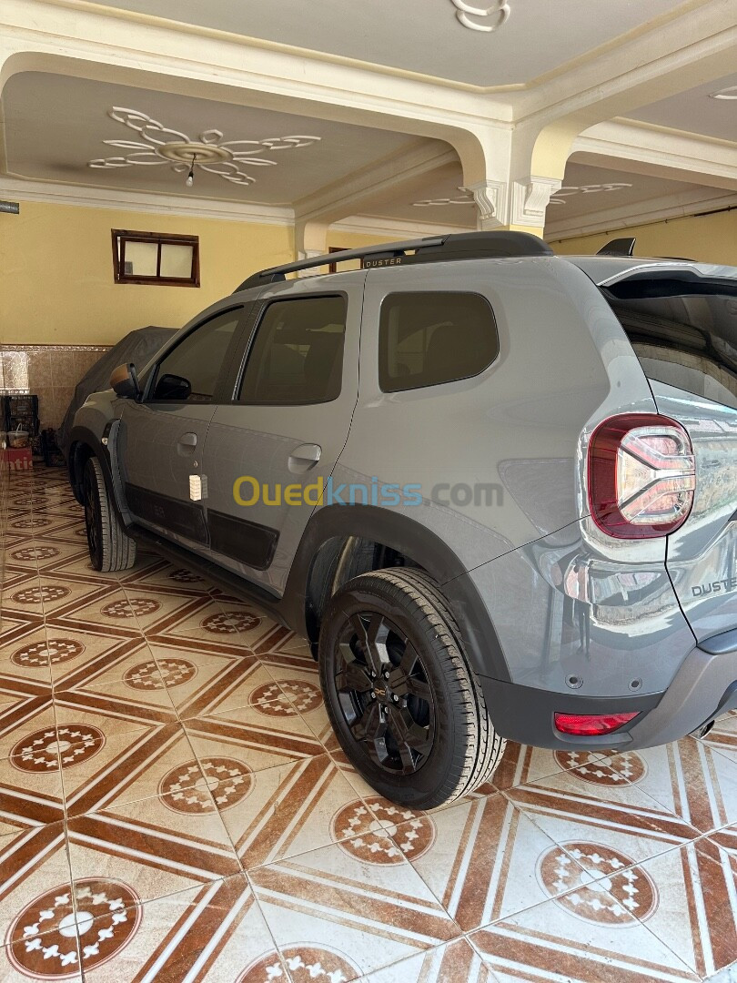 Dacia duster 2024 gold