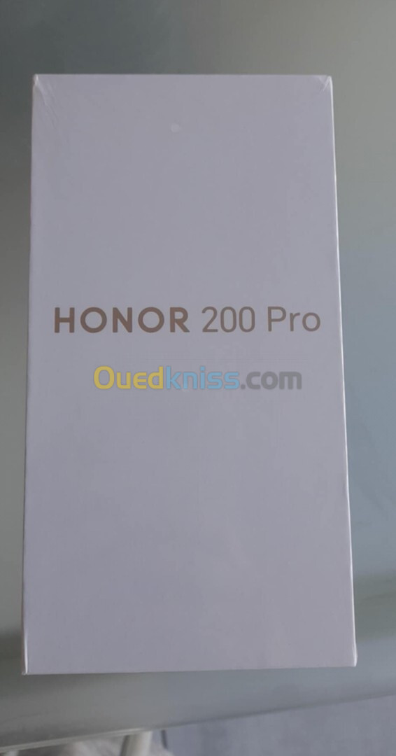 Honor 200 pro