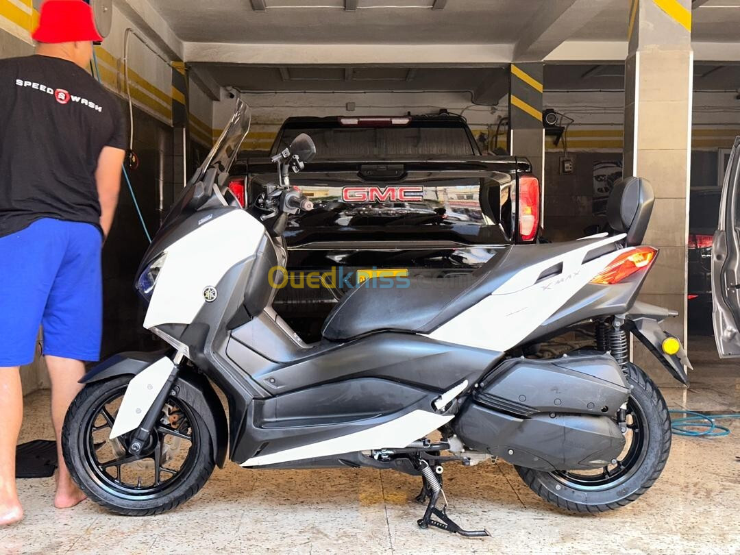 Yamaha Xmax 