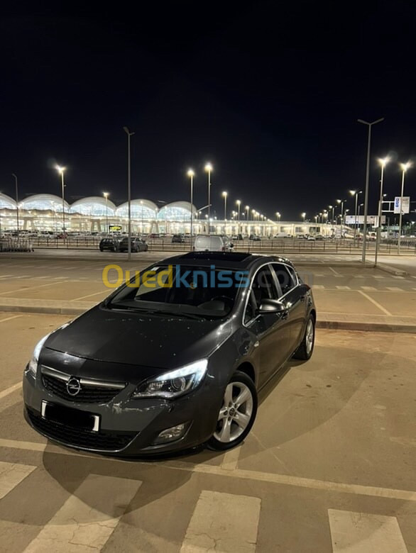 Opel Astra 2012 Astra