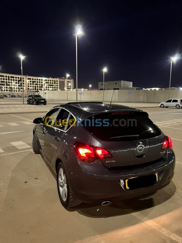 Opel Astra 2012 Astra