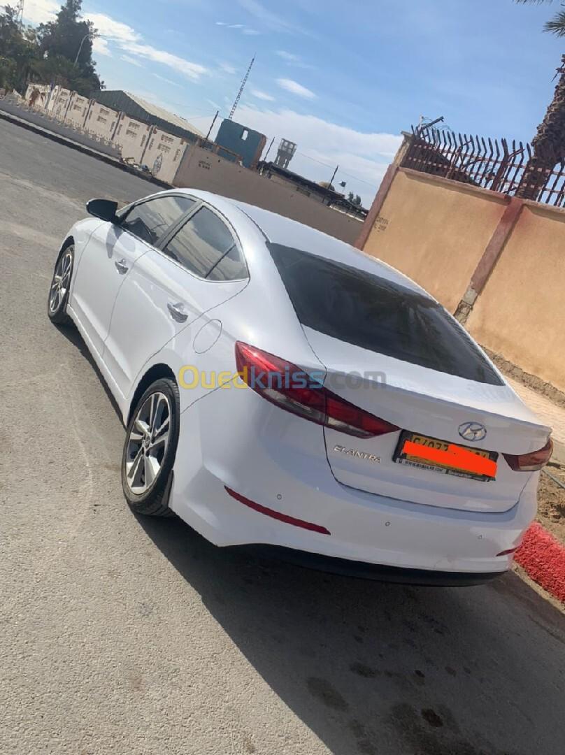 Hyundai Elantra 2019 