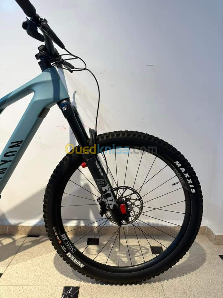 Canyon Spectrale 2023 Carbon 