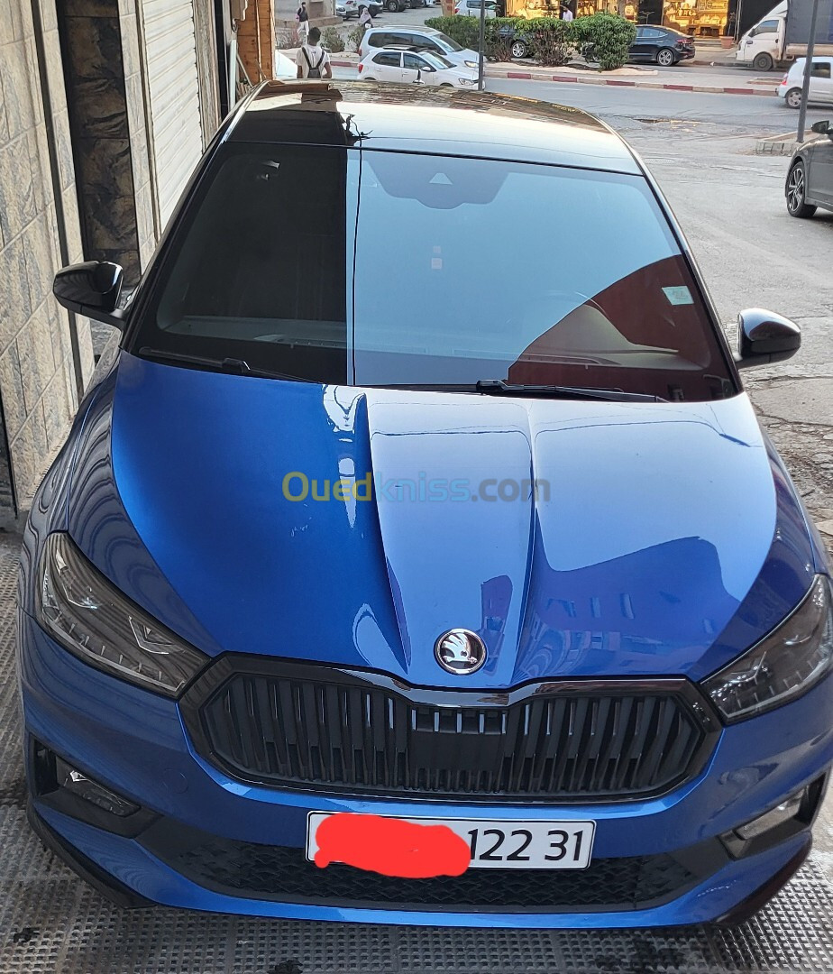 Skoda Fabia 2022 Monte carlo avec toit panoramique