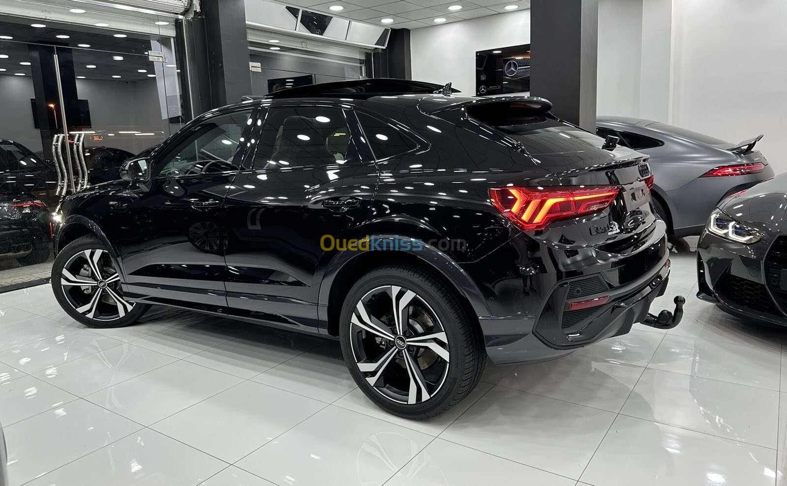 Audi Q3 2024 SLINE BLACK EDITION