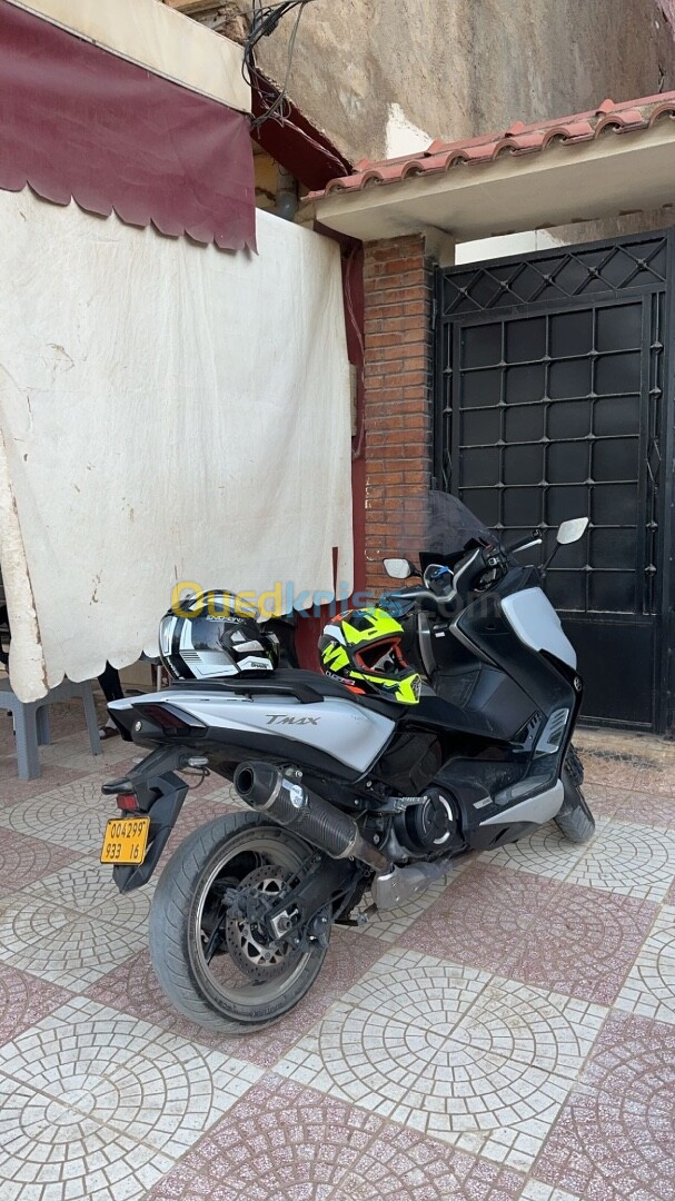 T max 530 DX Yamaha 2019