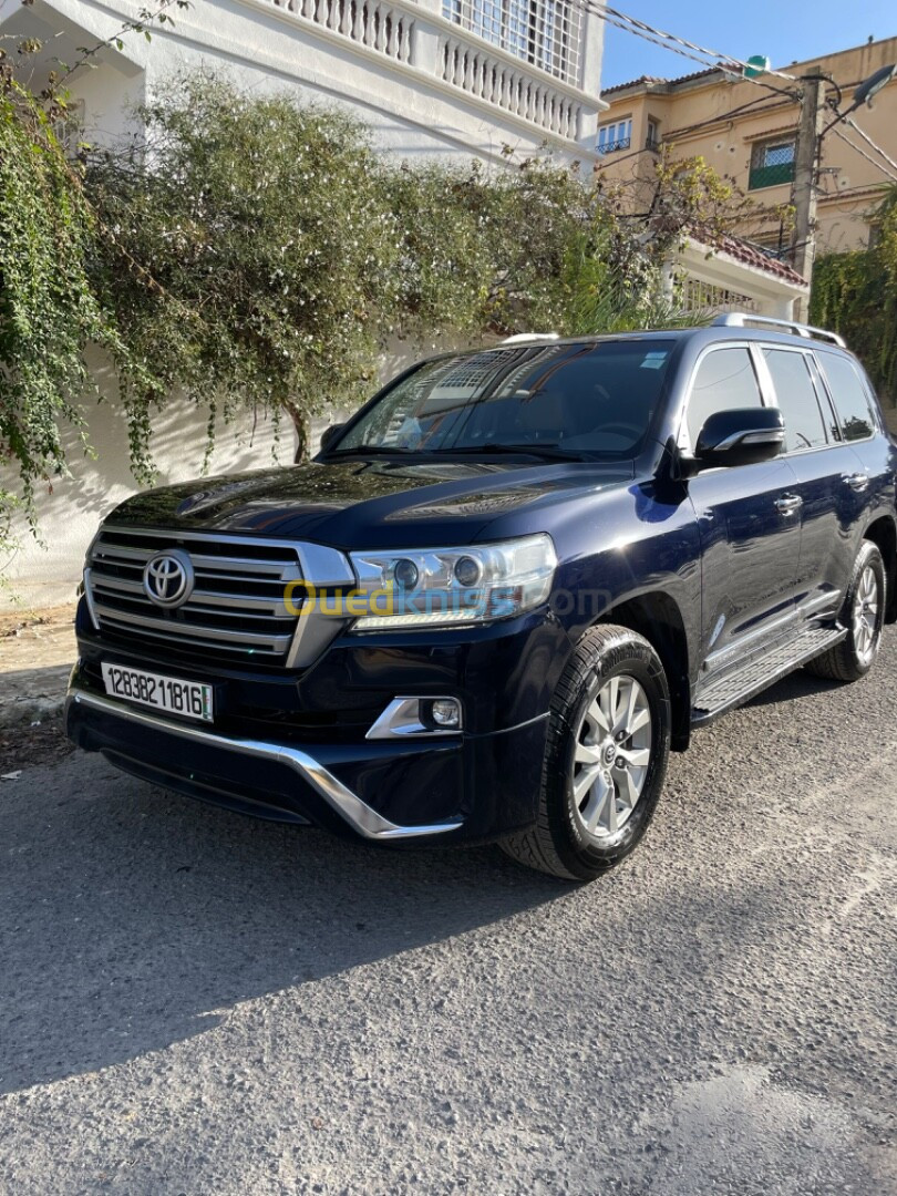 Toyota Land Cruiser 2018 GXR V8