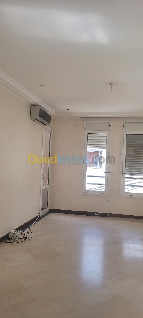 Vente Appartement F4 Alger Dely brahim