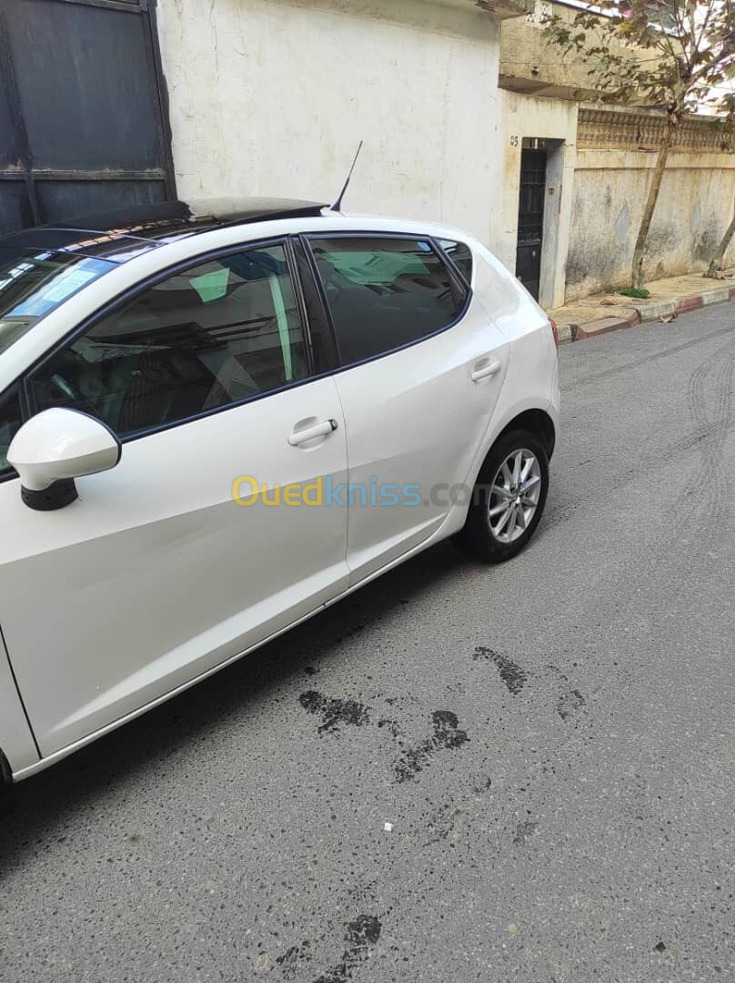 Seat Ibiza 2013 Fully +Toit ouvrant