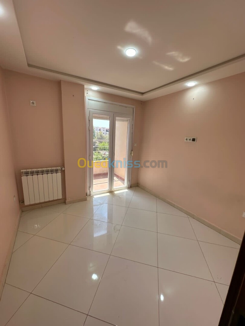 Vente Appartement F5 Alger Bordj el bahri