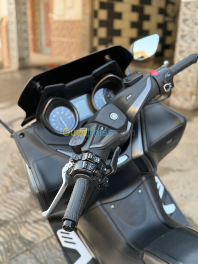 Tmax 56 Yamaha 2020