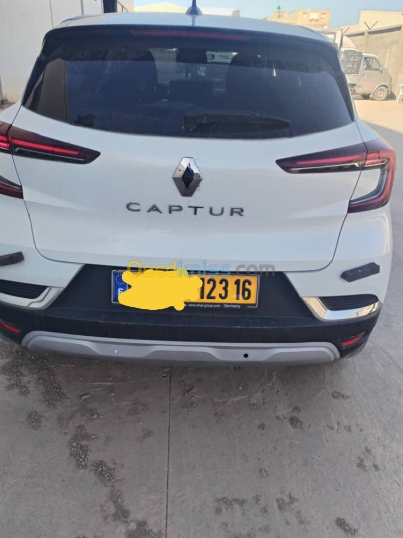 Renault Captur 2023 Techno