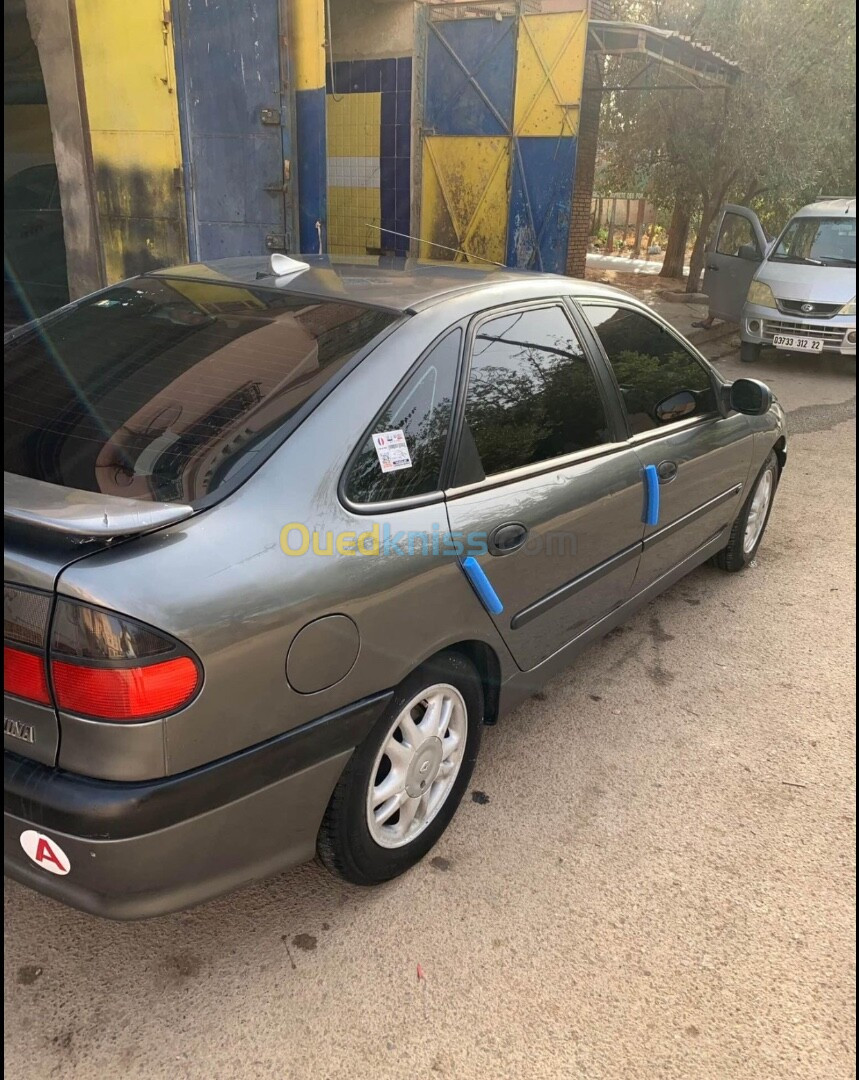 Renault Laguna 1 1996 Laguna 1