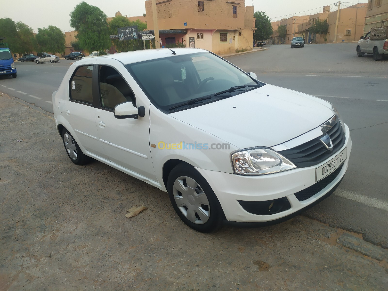 Dacia Logan 2011 