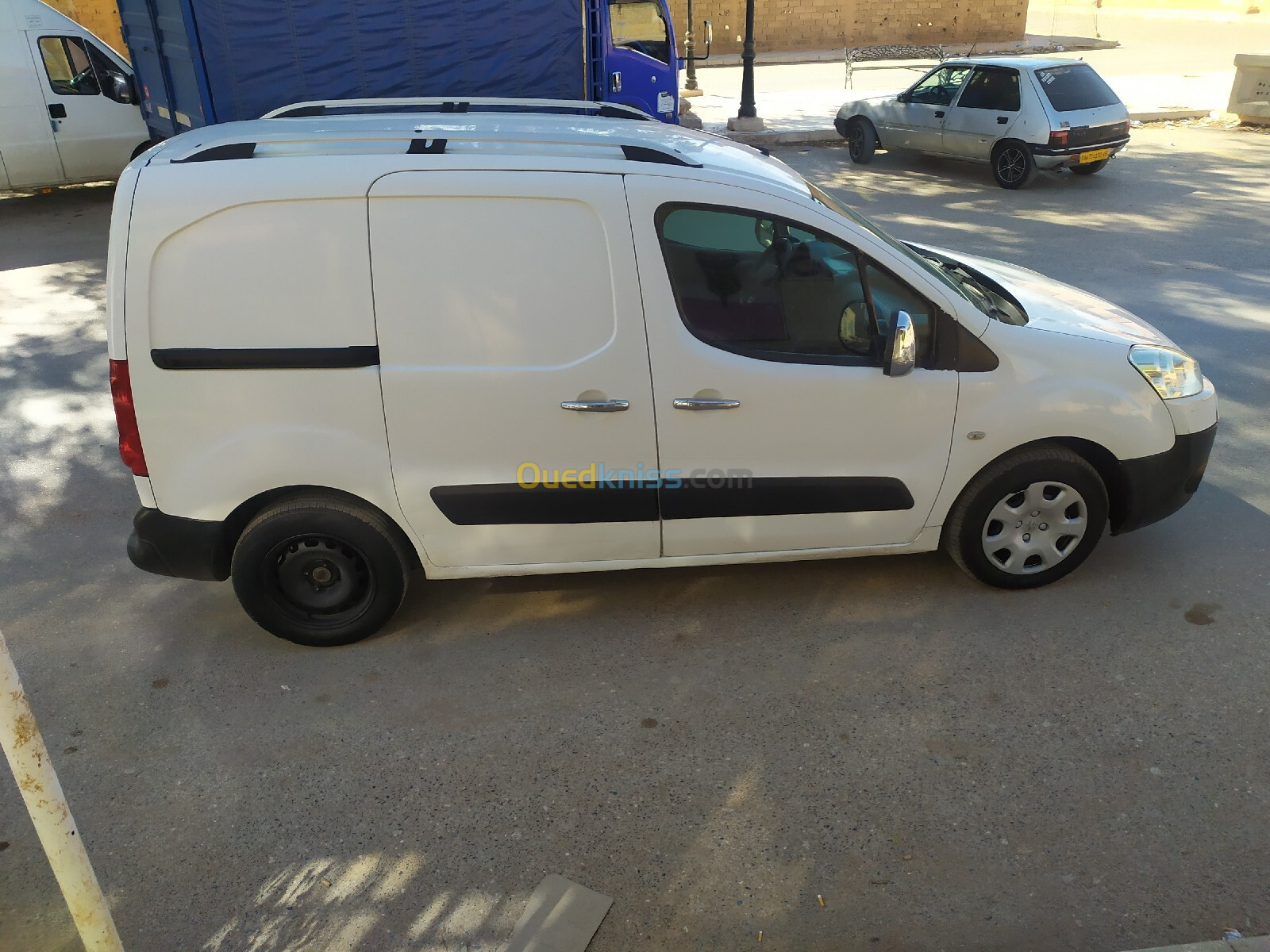 Peugeot Partner B9 2010 La tout