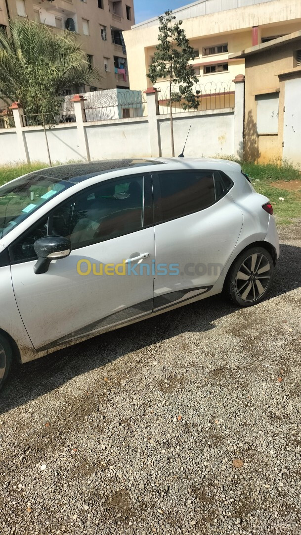 Renault Clio 4 2014 Seventeen