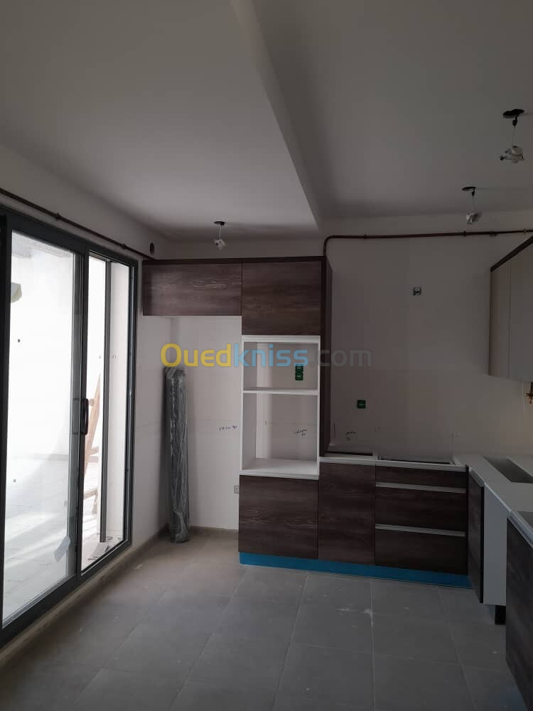 Vente Appartement F4 Alger Bordj el bahri