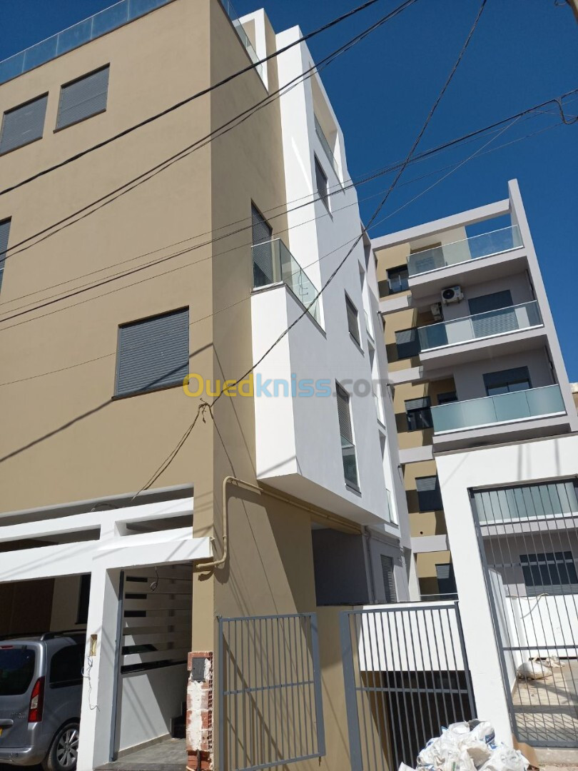 Vente Appartement F4 Alger Bordj el bahri