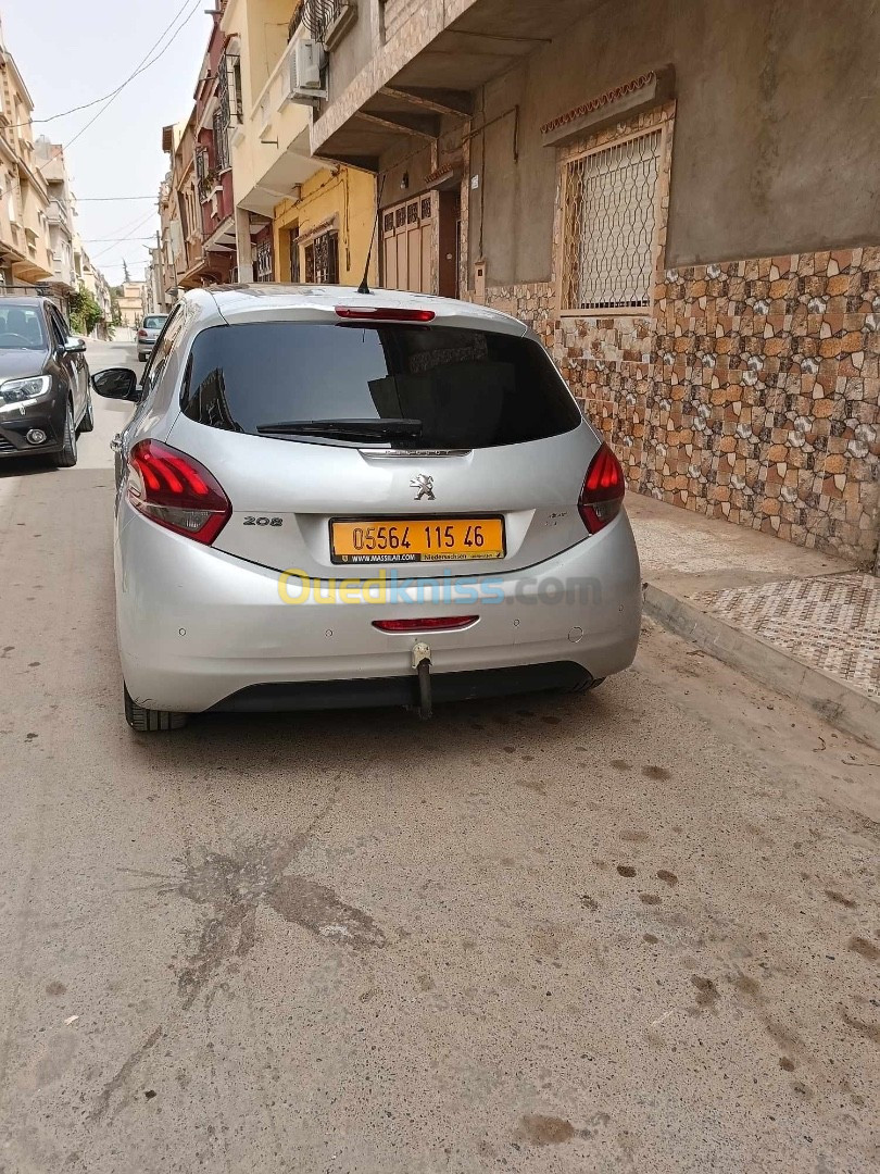 Peugeot 208 2015 Allure Facelift