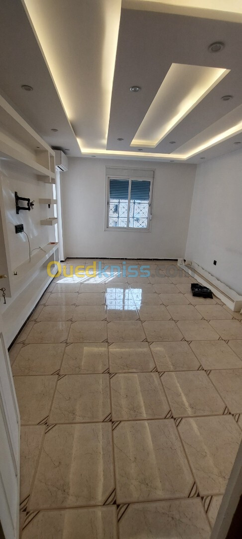 Location Appartement F5 Constantine El khroub