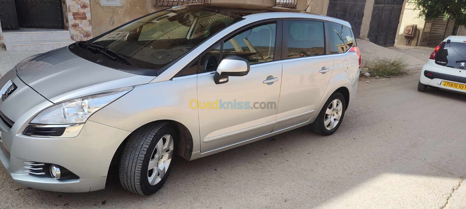 Peugeot 5008 2011 Allure