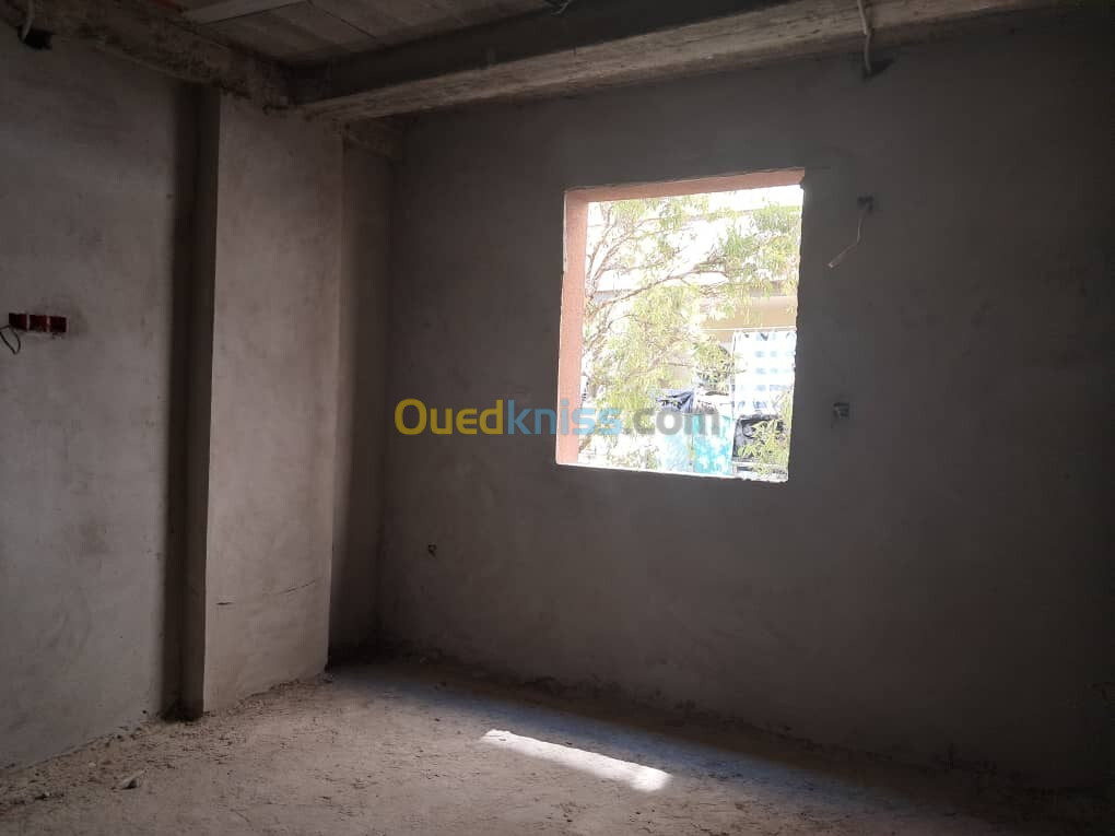 Vente Appartement F3 Alger Bordj el kiffan