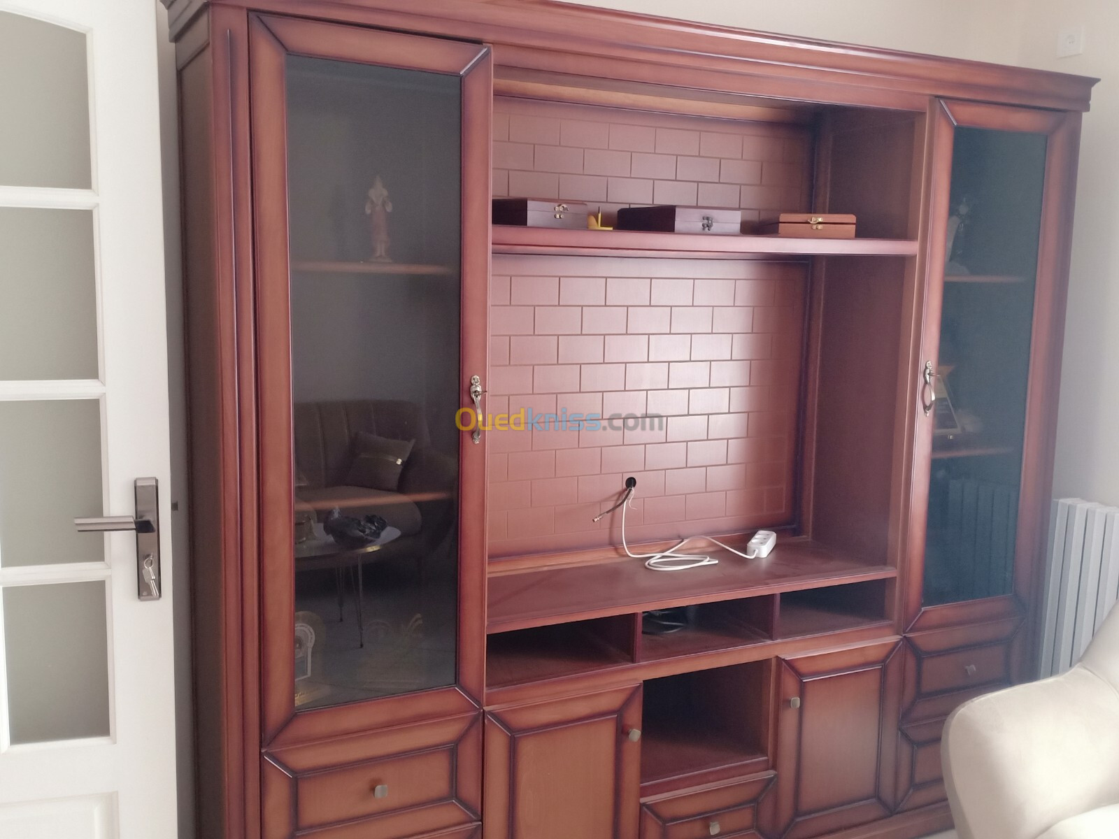 Armoire pour salle à manger 