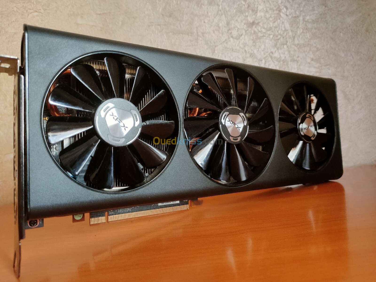 RX 5700 XT XFX THICC 3. Original (mach ta Aliexpress)