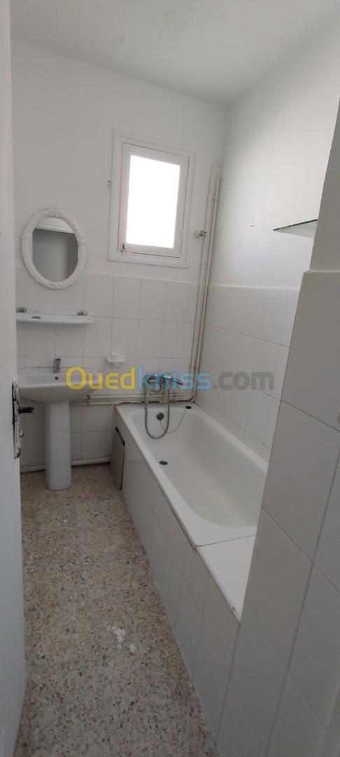 Location Appartement F4 Alger Ain benian