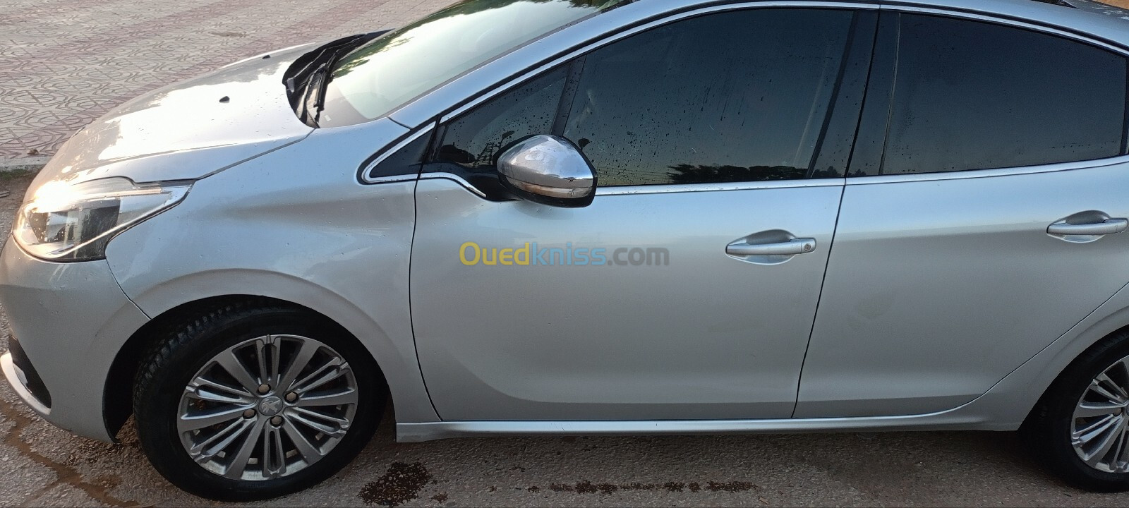 Peugeot 208 2018 Allure Facelift