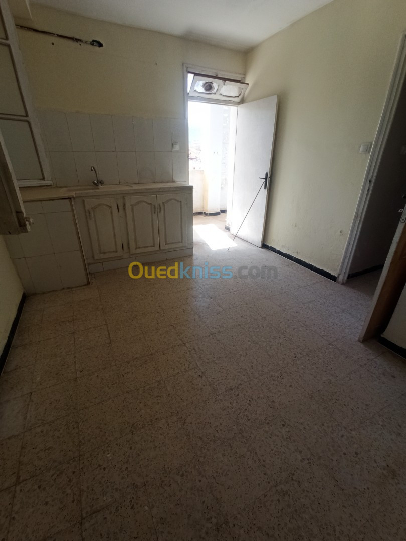 Vente Appartement F2 Béjaïa Seddouk