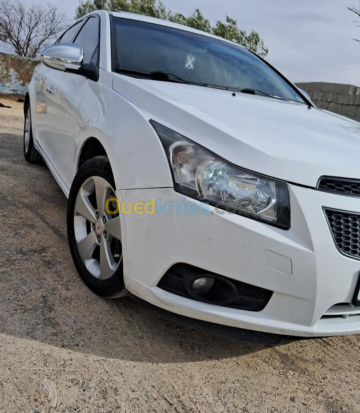 Chevrolet Cruze 2012 LT