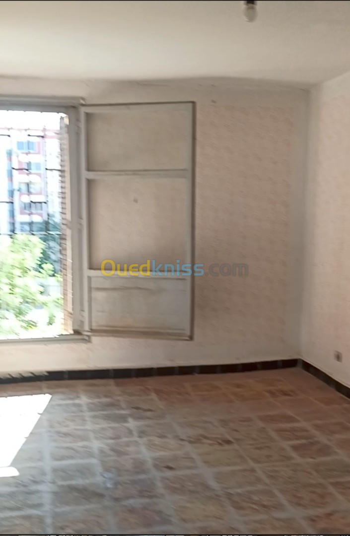 Vente Appartement F04 Alger Bab ezzouar