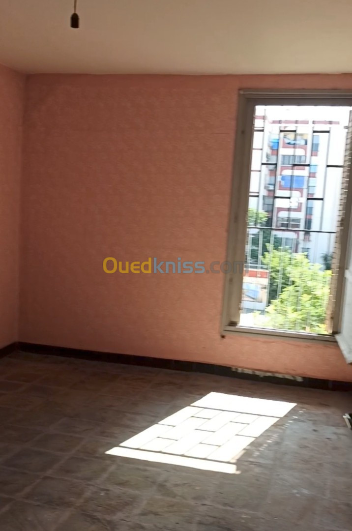 Vente Appartement F04 Alger Bab ezzouar