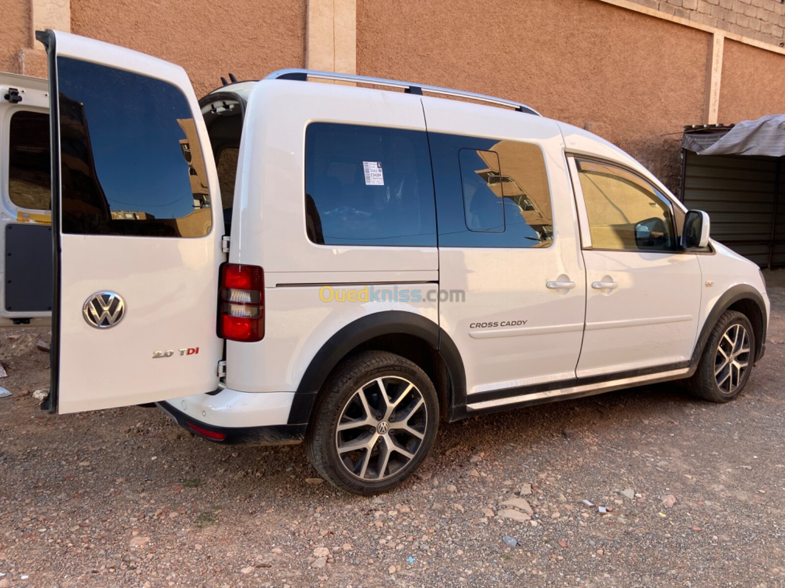 Volkswagen Caddy 2014 Cross