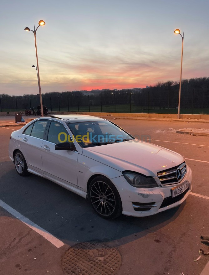 Mercedes Classe C 2011 c250