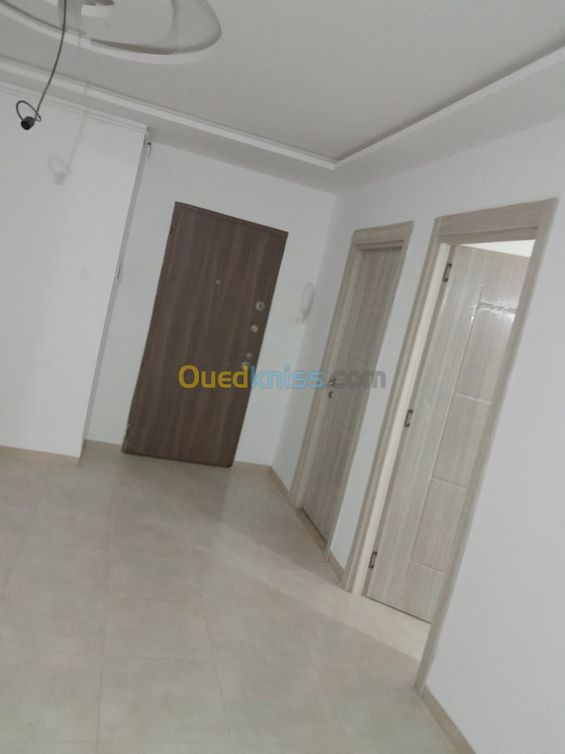 Location Appartement F2 Alger Draria