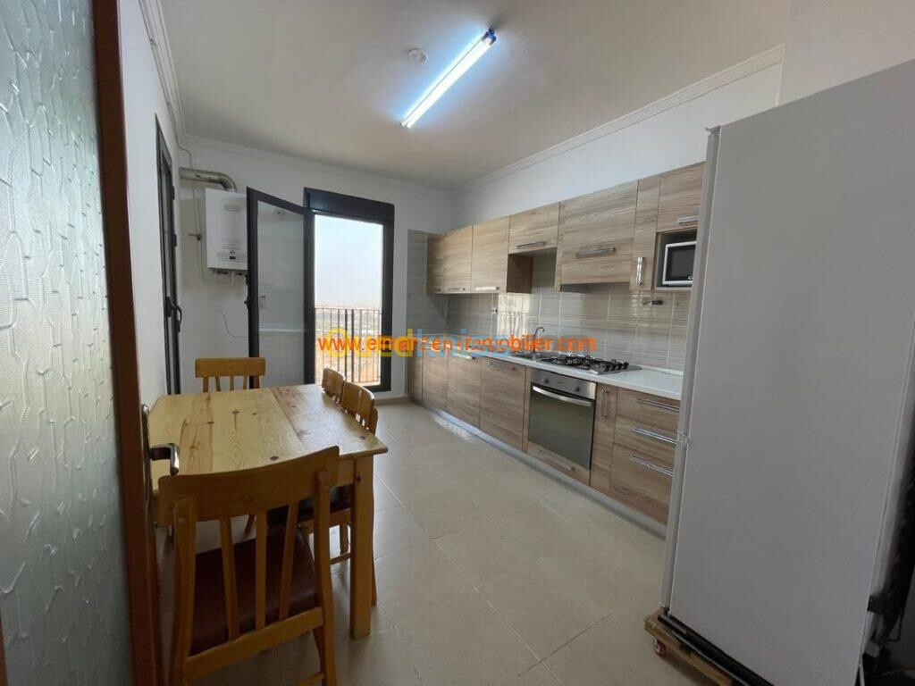 Location Appartement F4 Oran Bir el djir