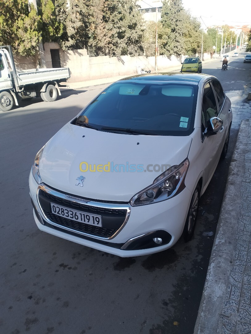 Peugeot 208 2019 Allure